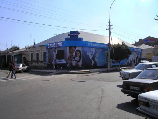 Новый фирменный магазин SAMSUNG на улице Халтурина