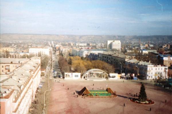 Вид с гостиницы Армавир на центральную площадь_3