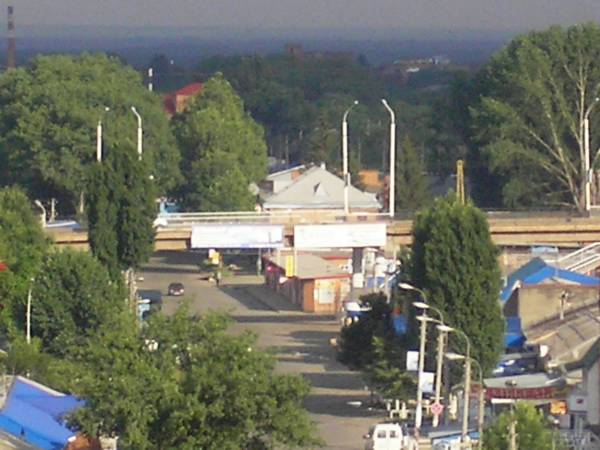 Вид с гостиницы Армавир на Урицкий мост