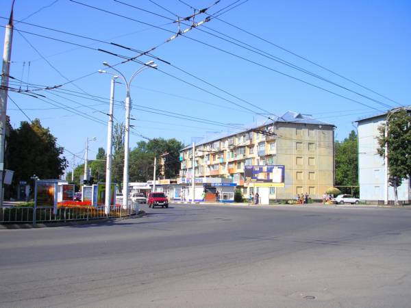Улица Новороссийская в сторону Черёмушек_1