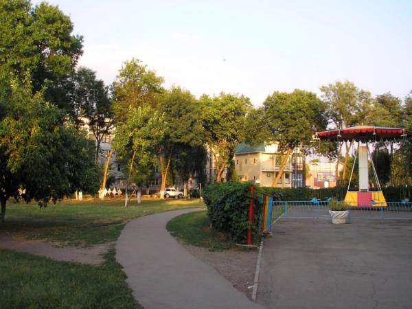 Детский парк аттракционов_1