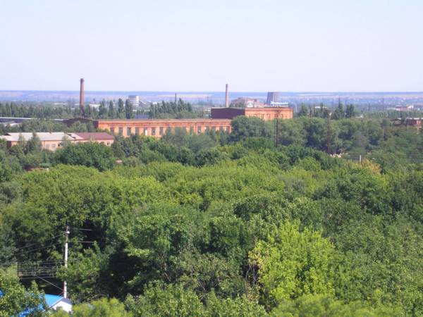 Вид с высотки на Азовской в сторону завода ЗИМ