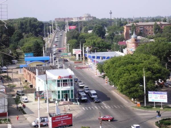 Вид с высотки на ул.Ефремова и Сенной мост