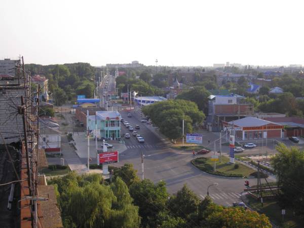 Вид с высотки на улицу Ефремова и Сенной мост