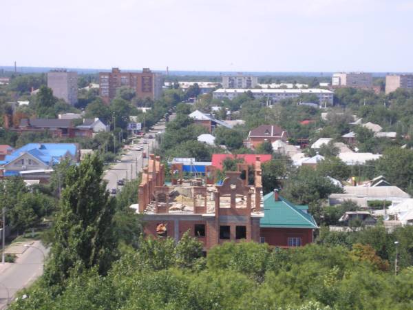 Вид с высотки на ул. Советской Армии в сторону Родины