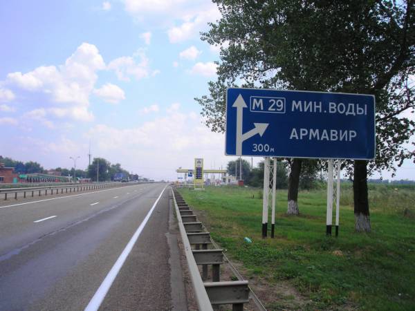 Трасса М-29 недалеко от улицы Ефремова
