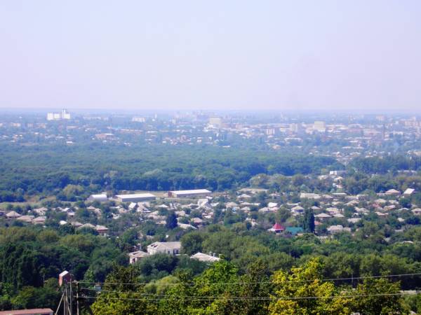 Вид с горы в сторону Центра города