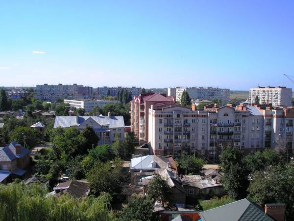 Вид с 9-ны на П.Осипенко на район Оптика